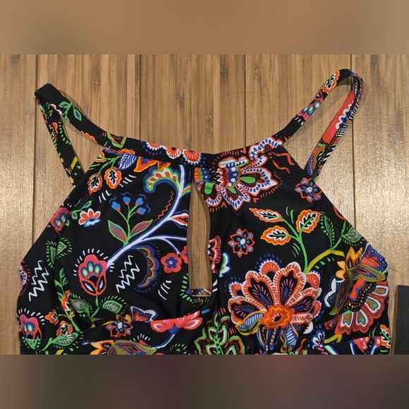 💚 NWT Kathy Ireland Floral One Piece Swimsuit - Picture 4 of 9